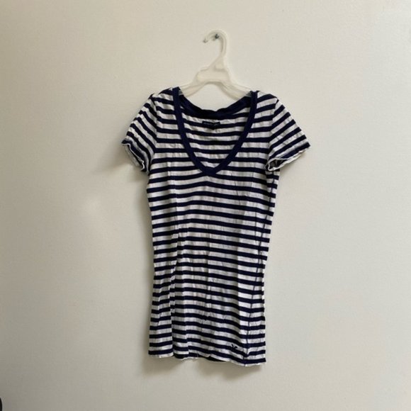 AEO V-Neck Striped Tee - Picture 1 of 5